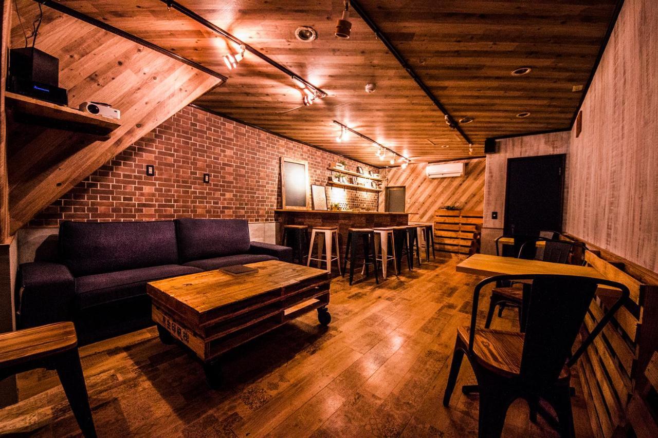 Cafe House Villa *