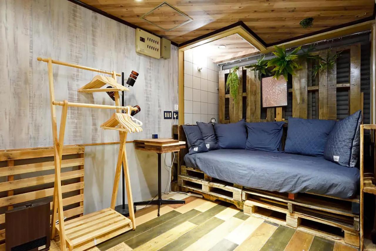 Villa Cafe House *