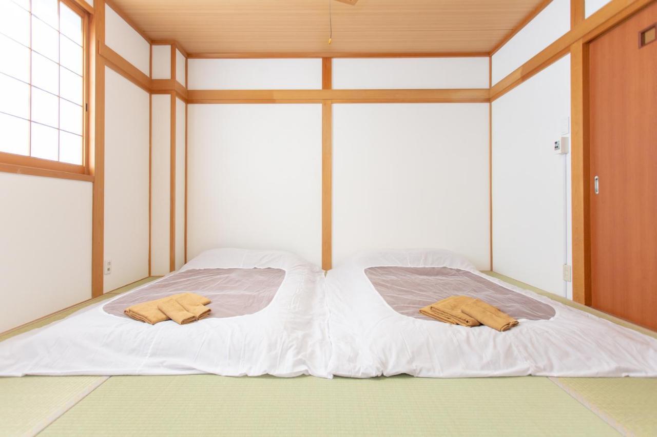 Guest house Reina's 2*