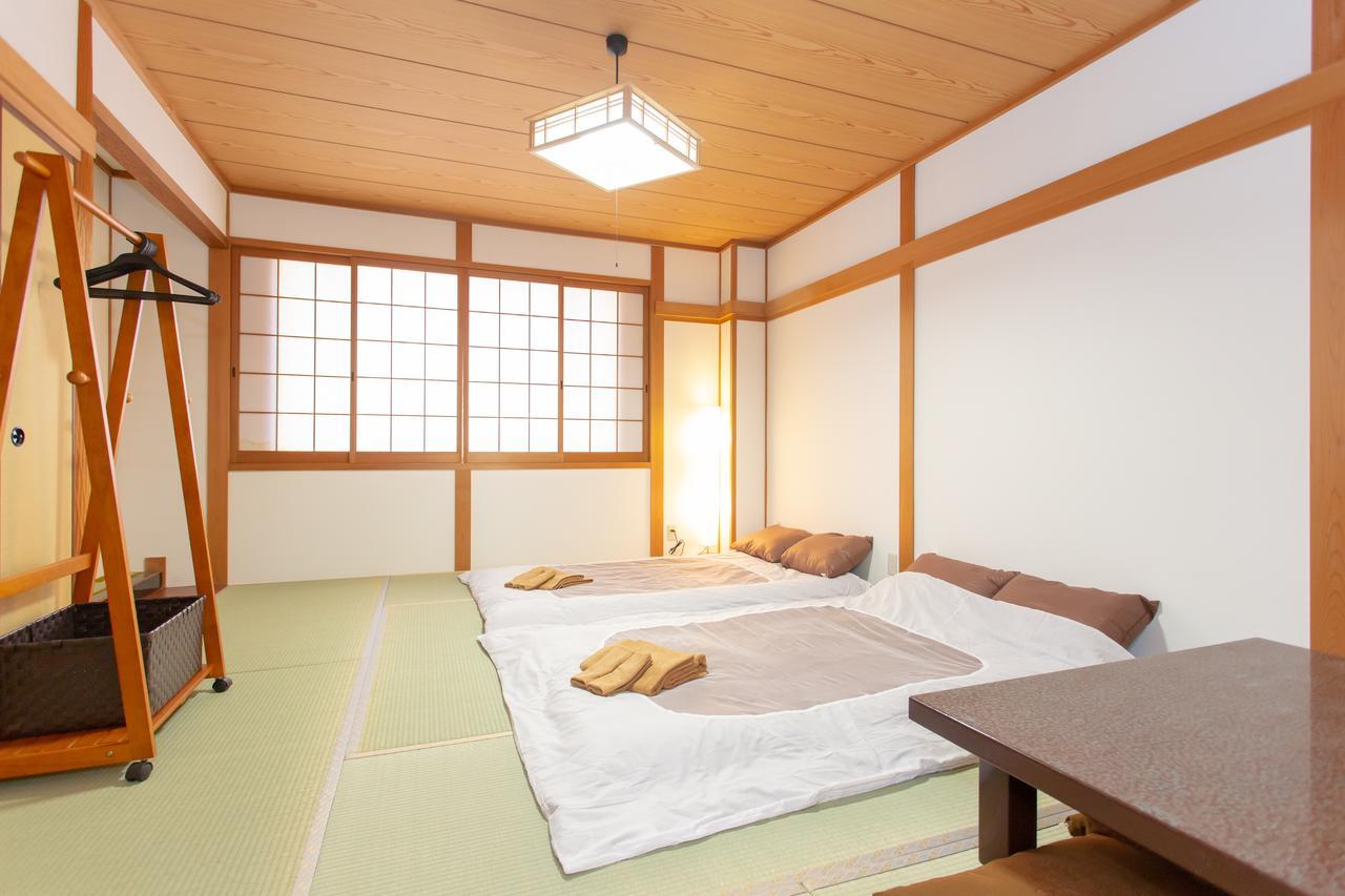 Reina's Guest house