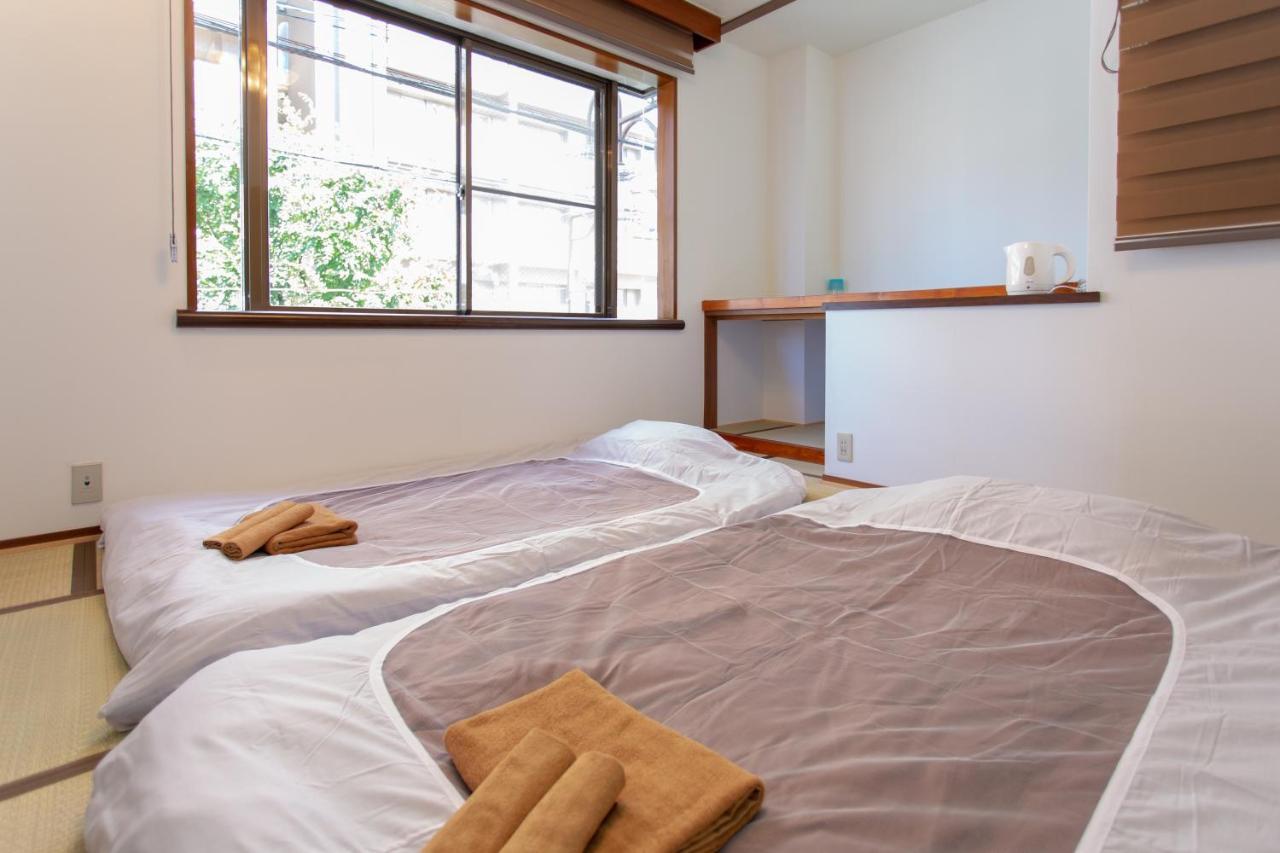 Guest house Reina's 2*