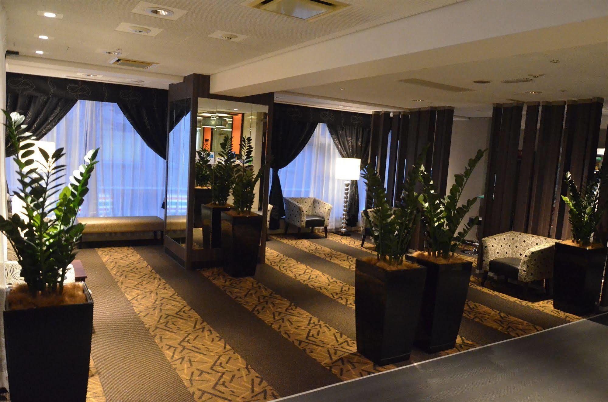 Apa Tanimachi 4chome Ekimae Kita Hotel Osaka