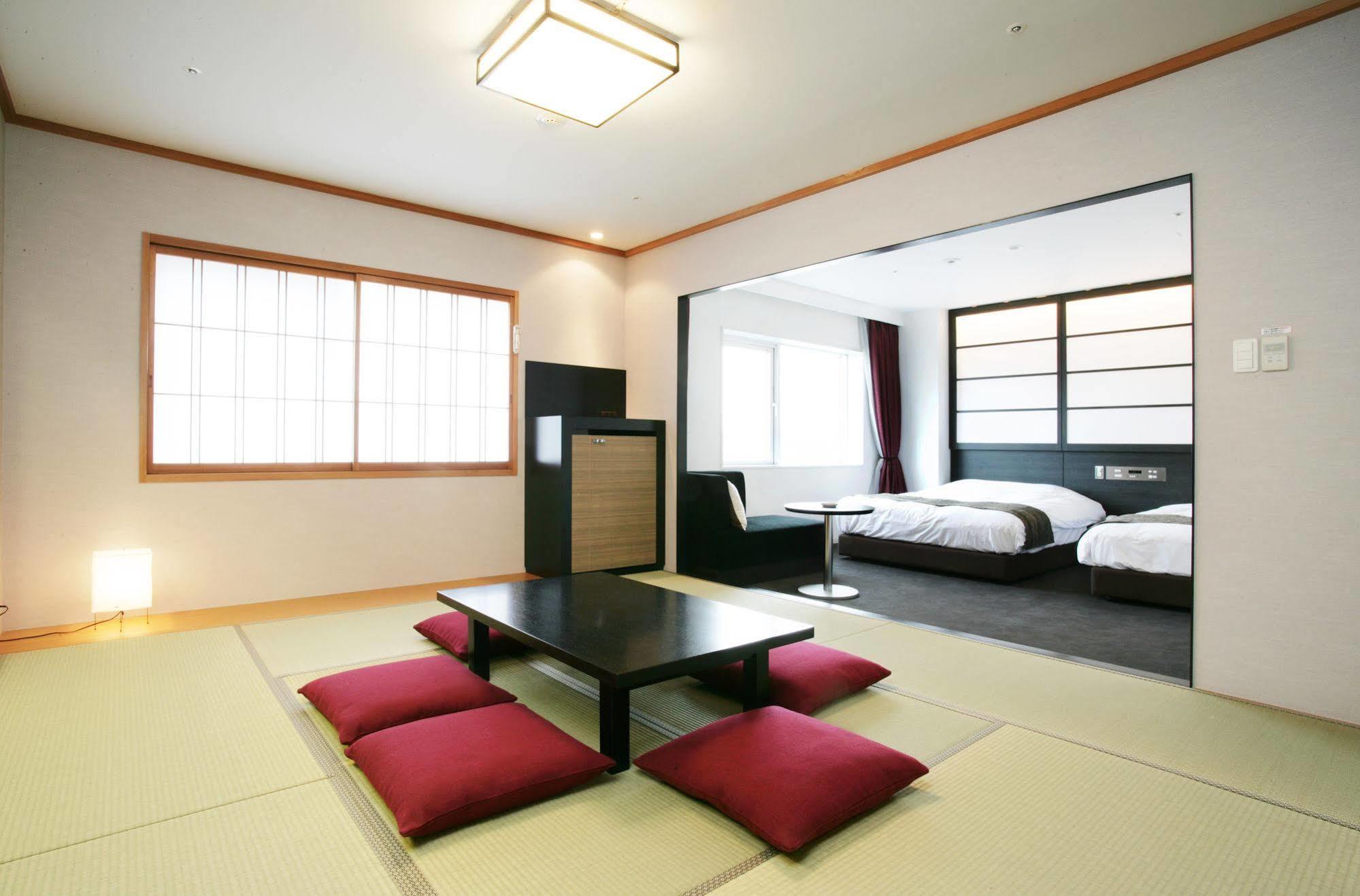 World Hotel&resort 4* Osaka