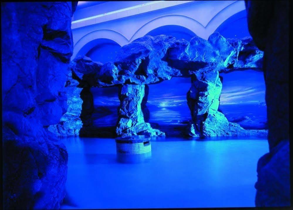 World Hotel&resort Hotel 4*