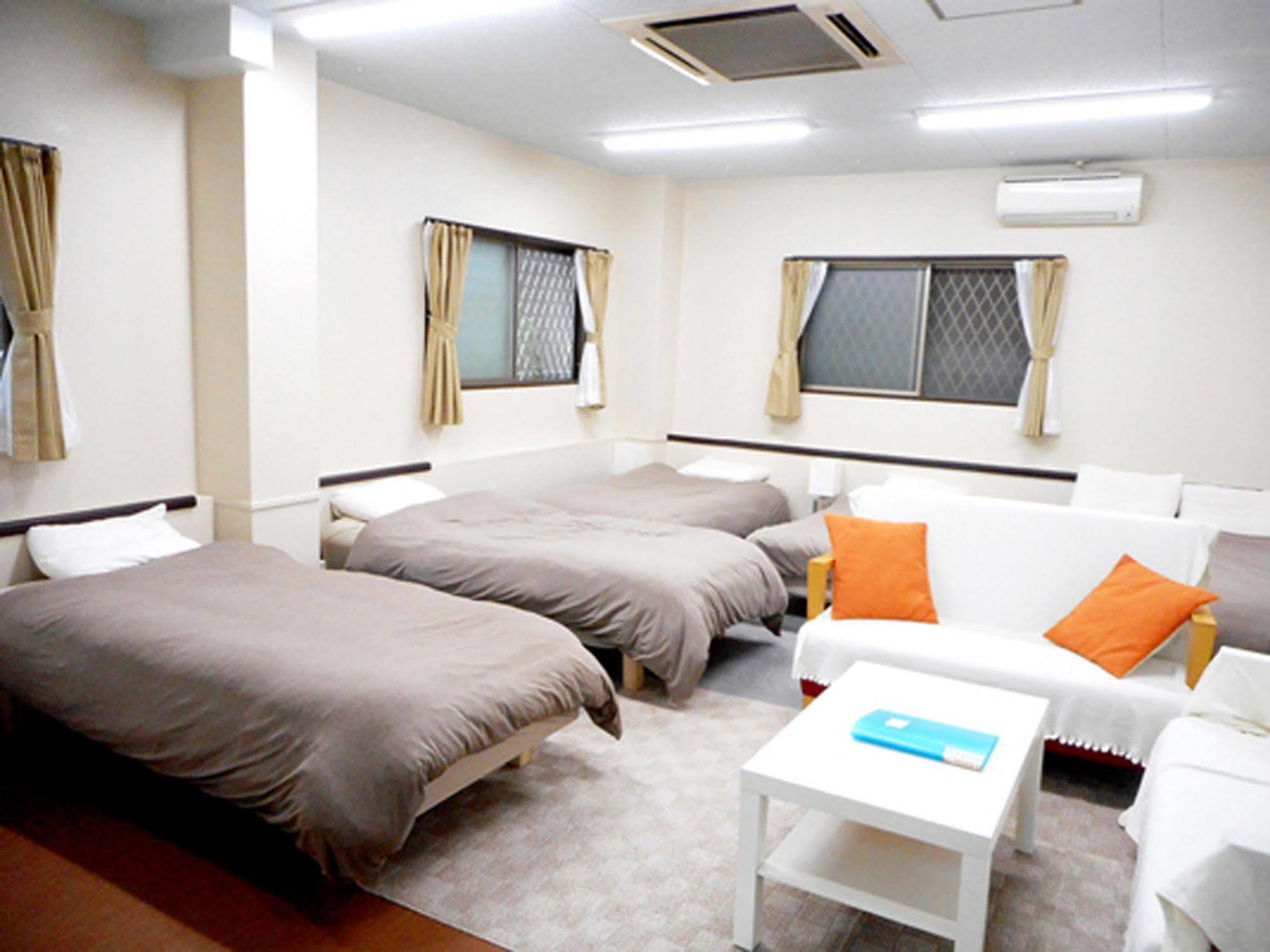 Terrace + House Bentencho