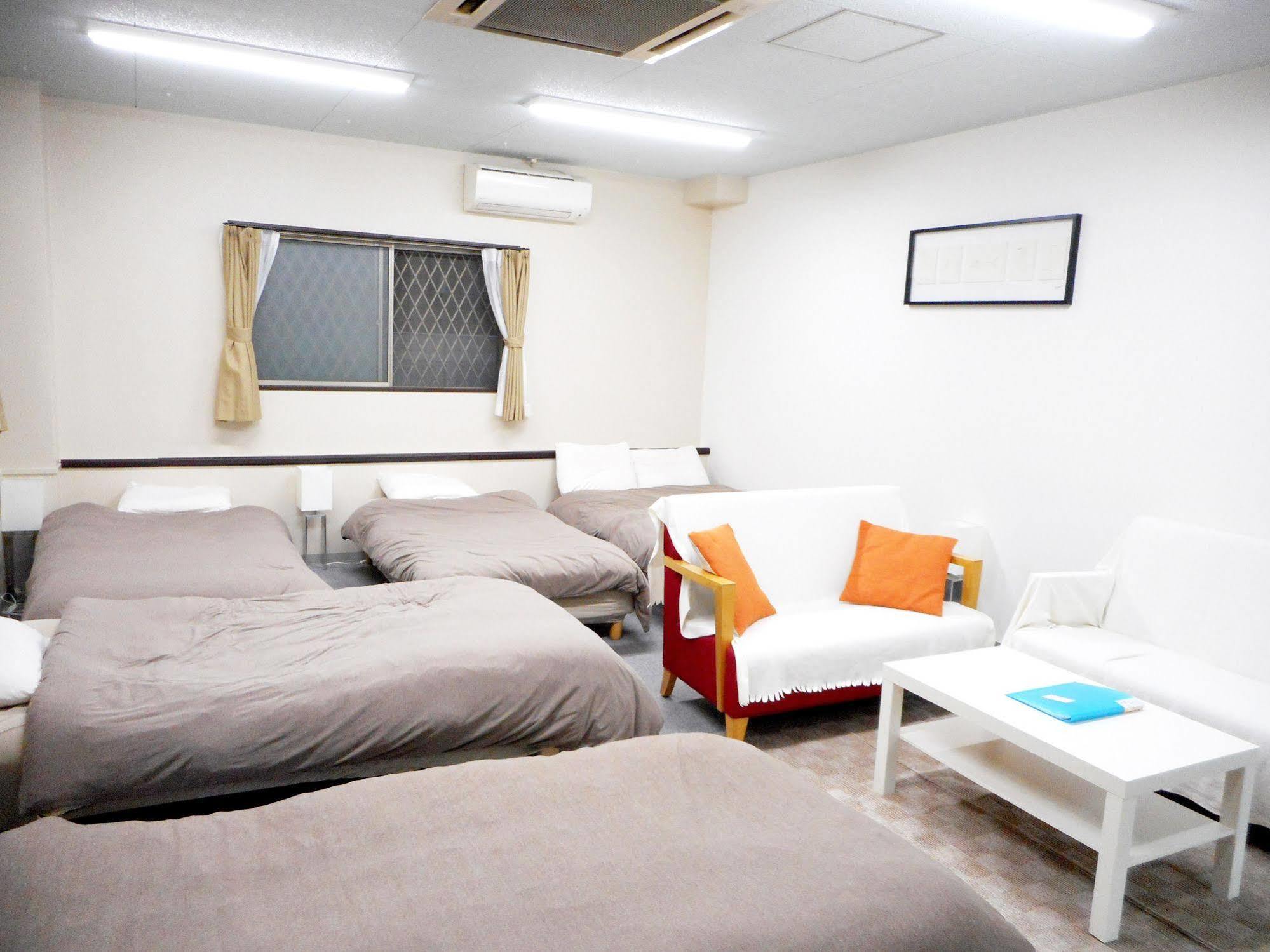 Terrace + House Bentencho *