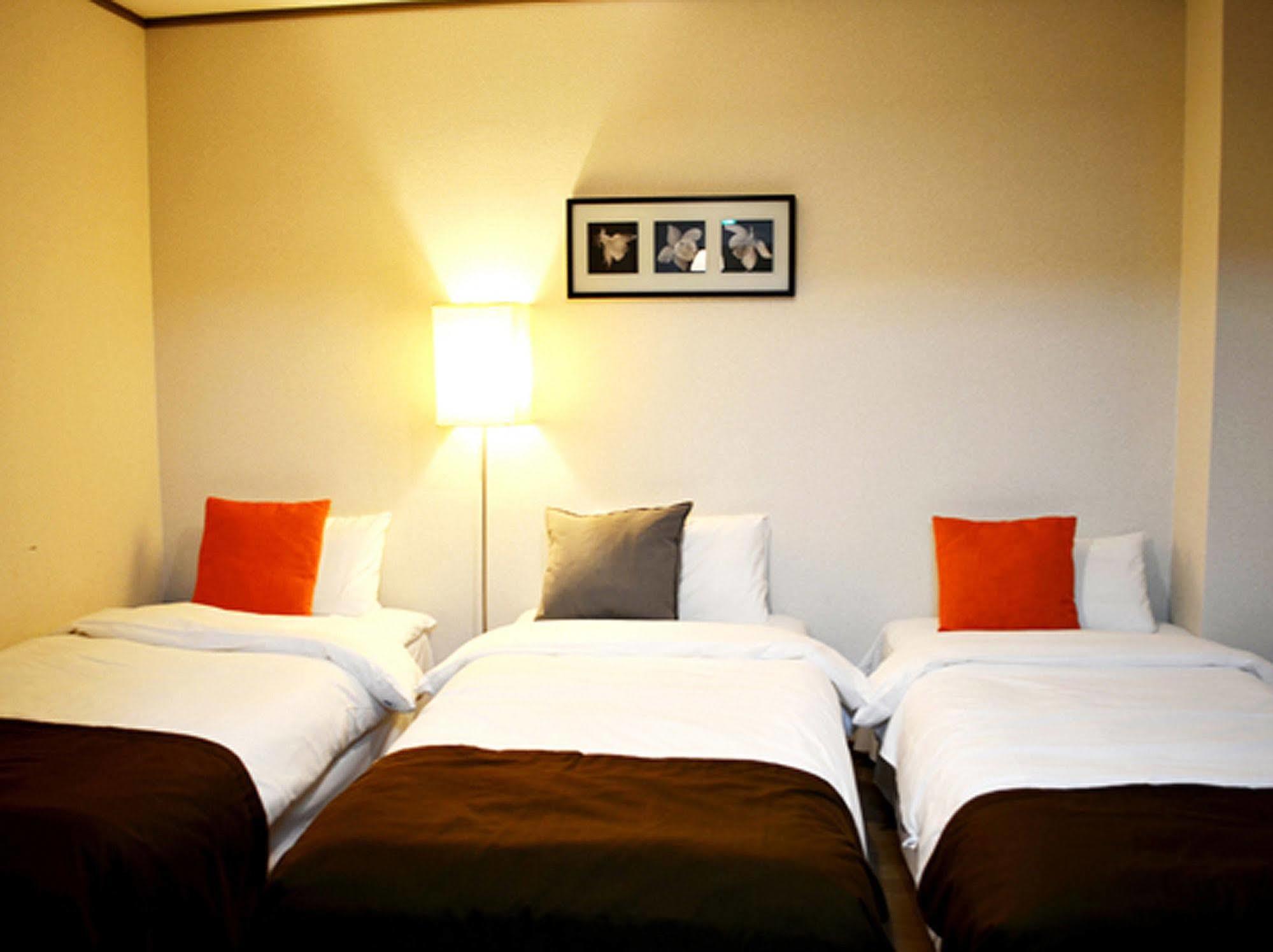 Guest house Terrace + House Bentencho Osaka