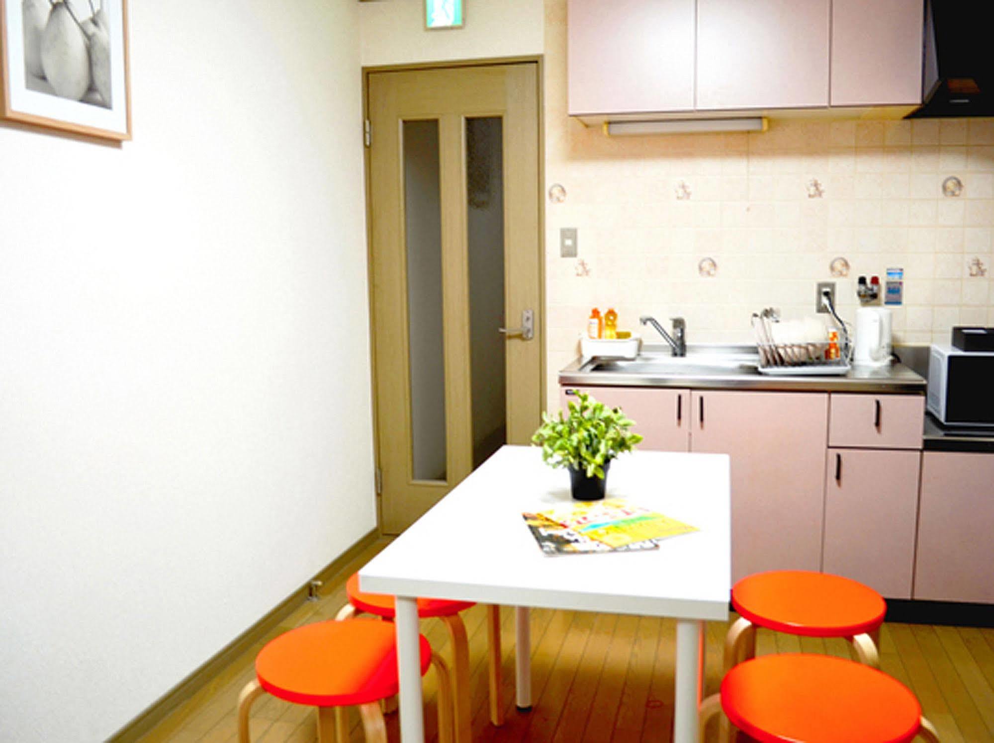 Terrace + House Bentencho