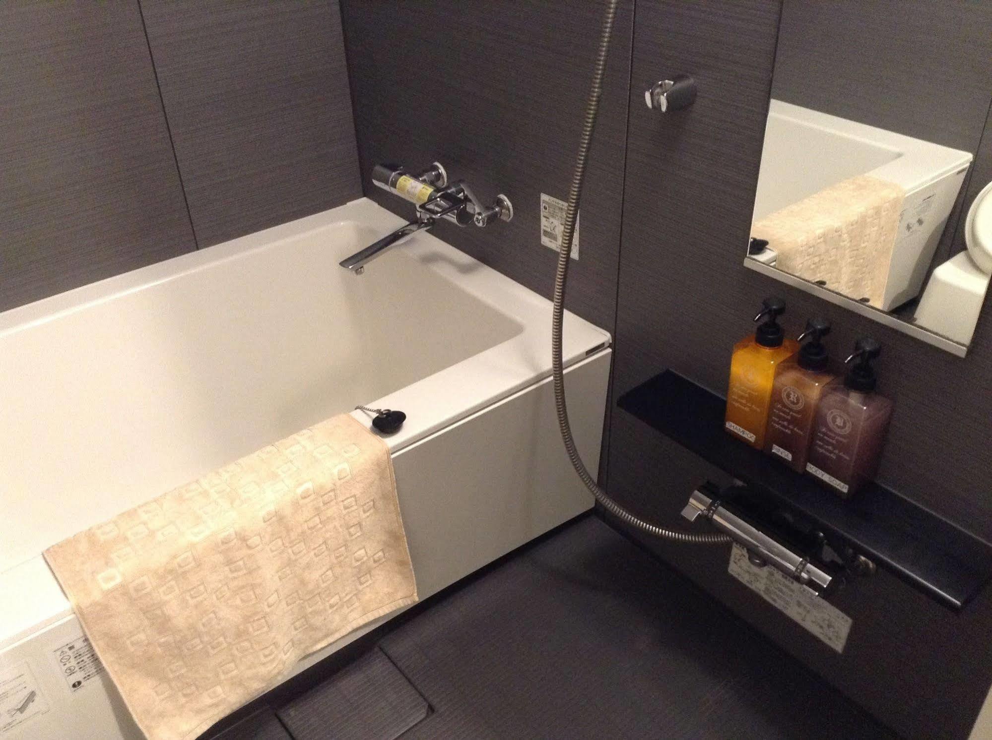 Love hotel Lotus Umeda -adult Only 2*