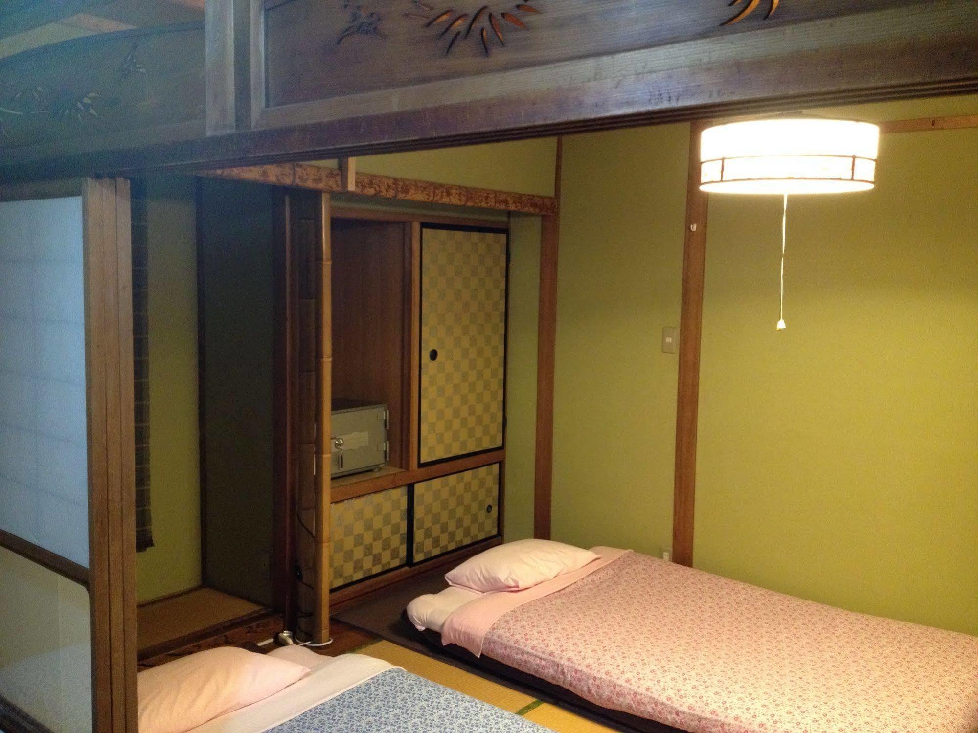Now Travel Shinosaka Guest house *