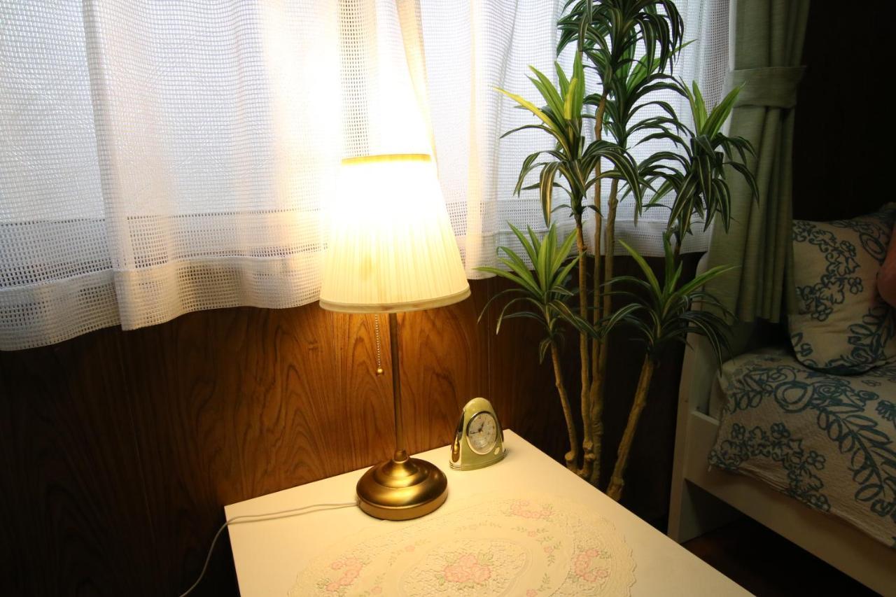 Bahay bakasyunan 2 Floors Japanese Style, Direct To Kix, 10mins Train To Namba, 5mins Walk To Stn , 2-6ppl