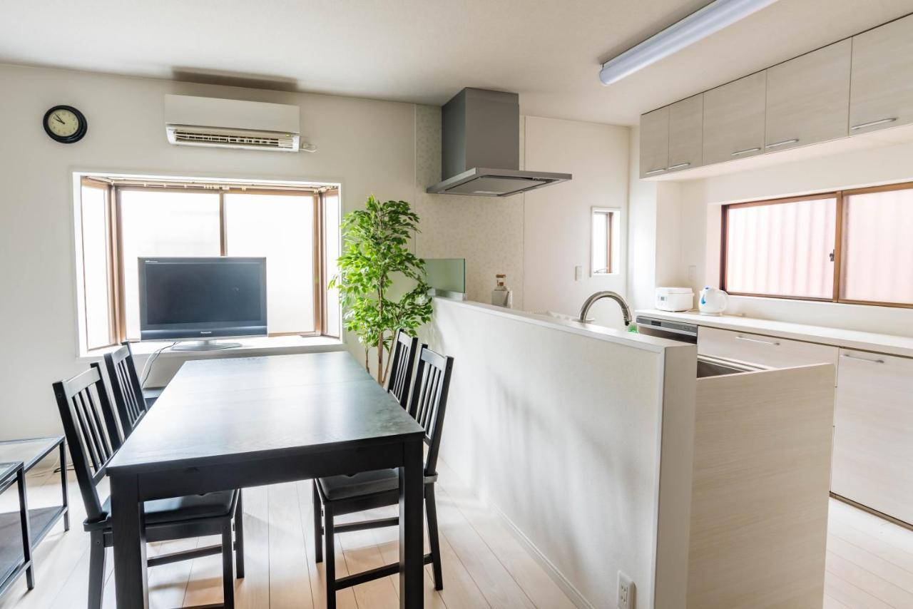 Rainbow Tojocho Apartment *