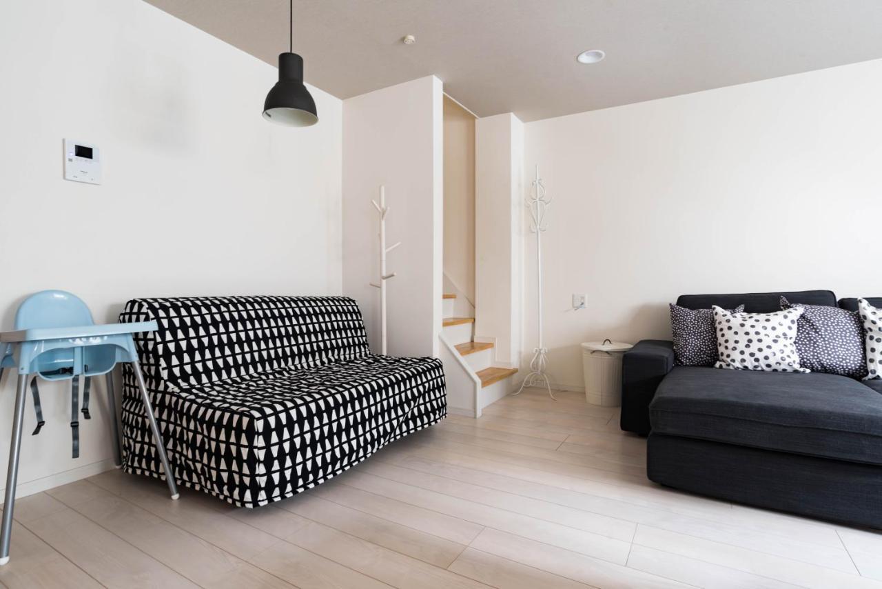 Rainbow Tojocho Apartment *