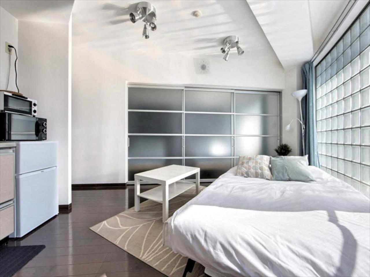 Krehl Namba Minami Apartment *