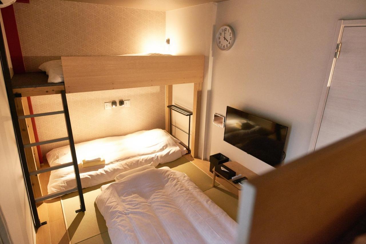 Shinsaibashi House 3* Osaka