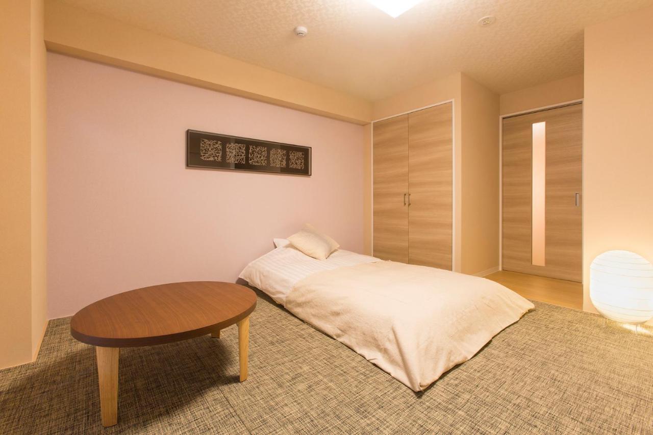 Hotel Replace Namba 2*