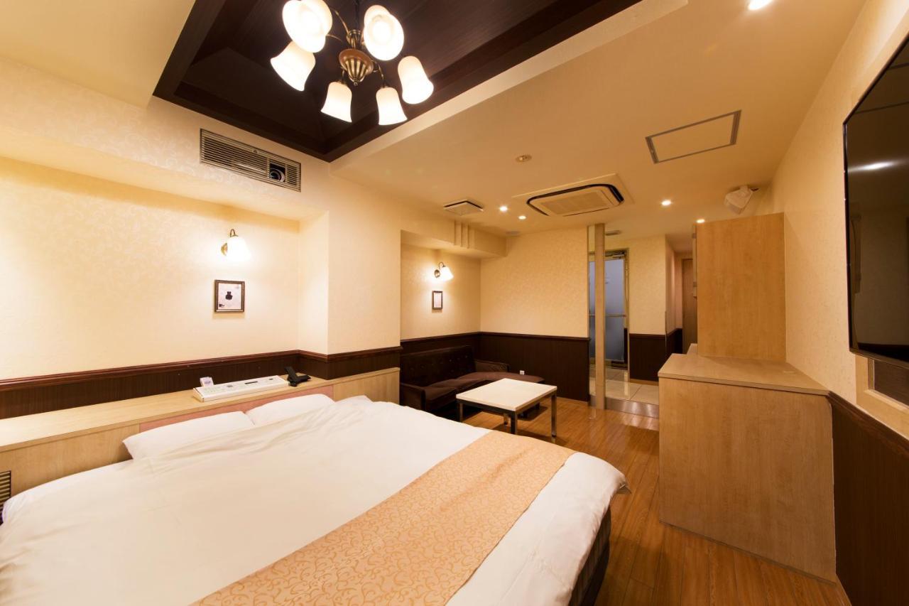 Luna Sakuranomiya (adults Only) Love hotel