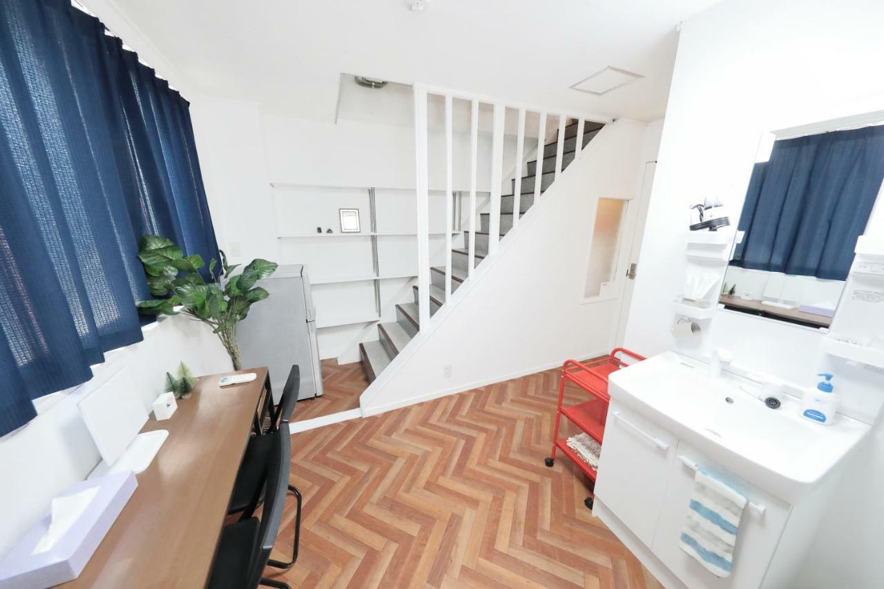 Vivid Zebra House Apartment *