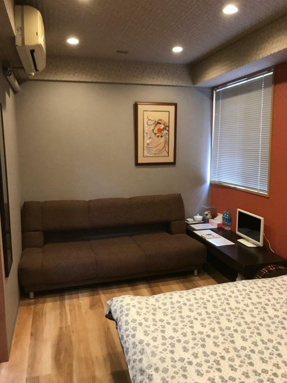 Career Cooporation Guest house Osaka