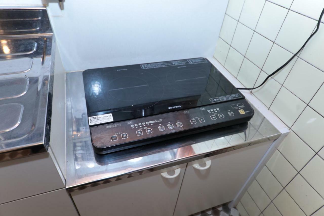 Good Old Japanese Apartment *
