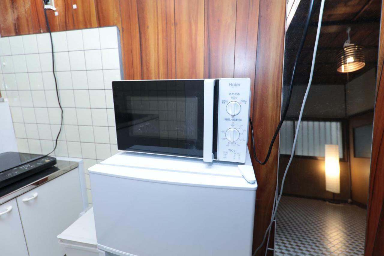 Good Old Japanese Apartment *