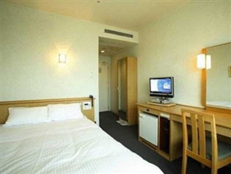 Joytel 4*