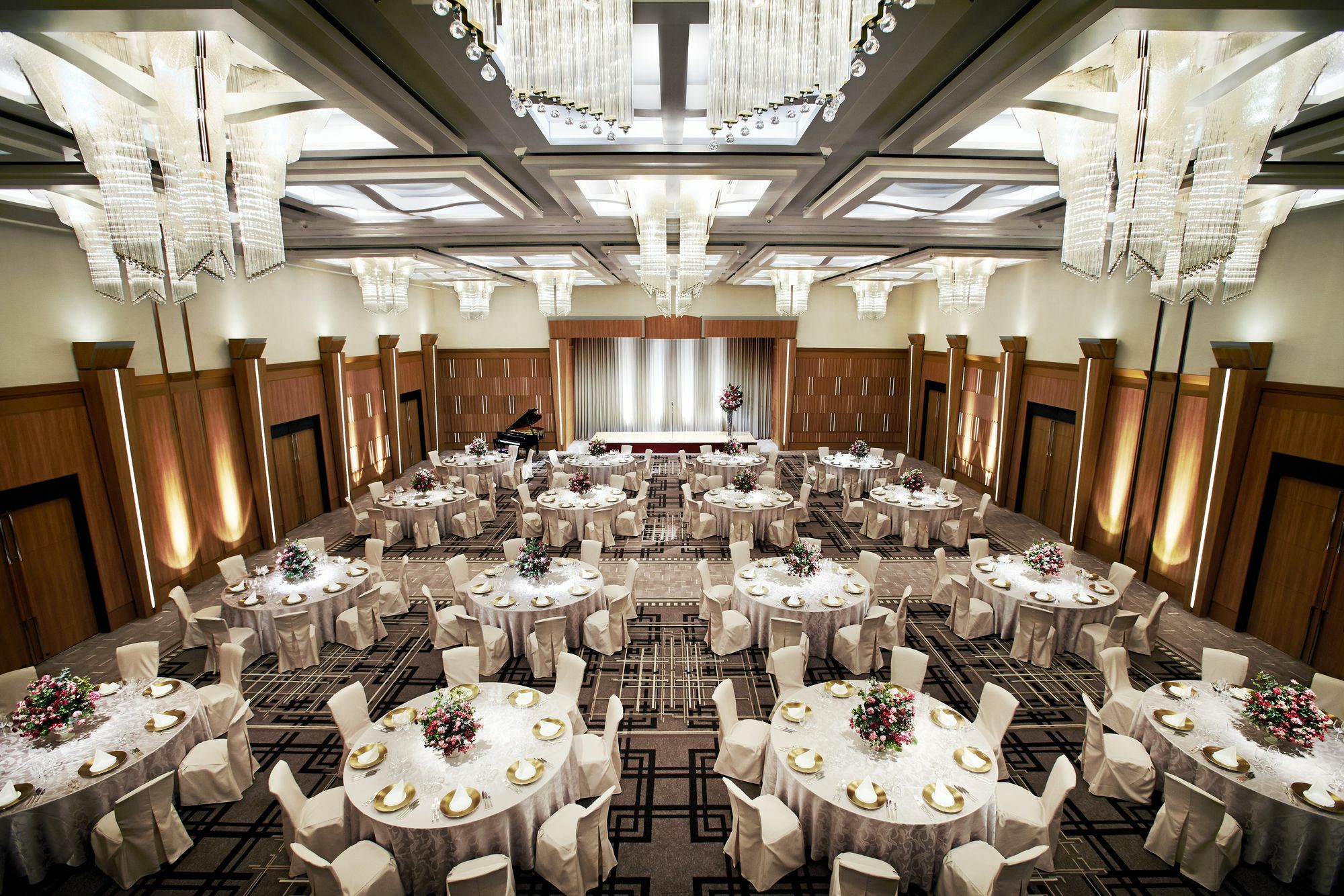 Hanshin Hotel