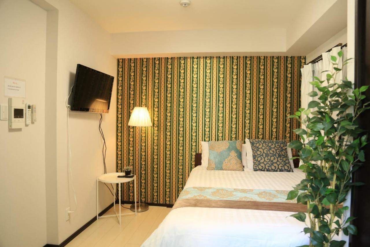Jade * Osaka