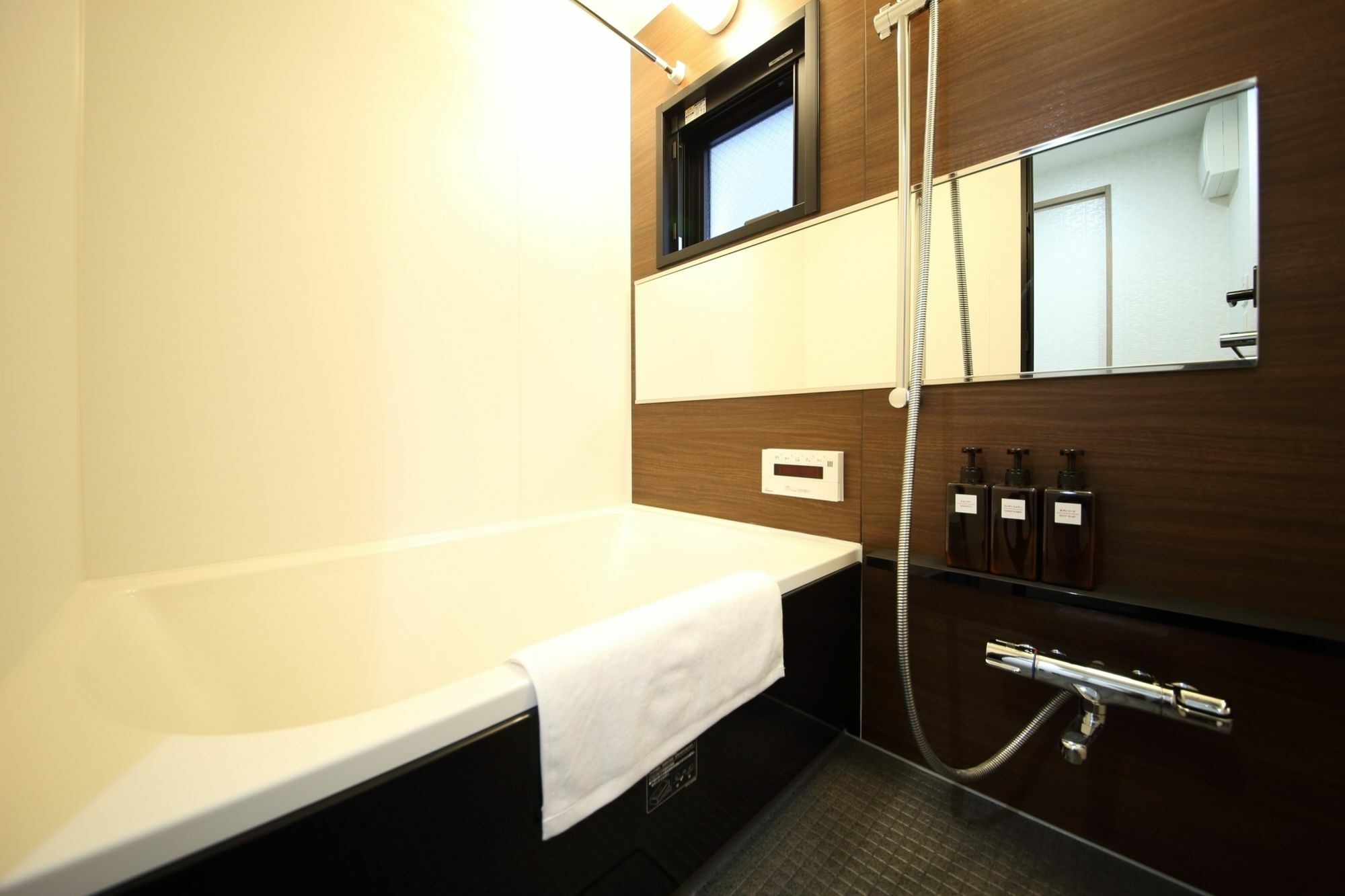 Alex's Shinsaibashi Apartamento