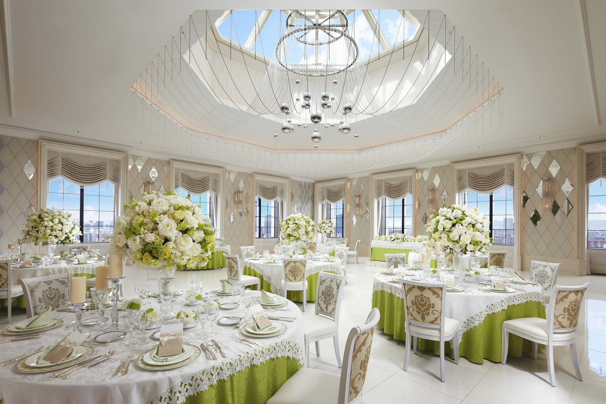 Monterey La Soeur Hotel