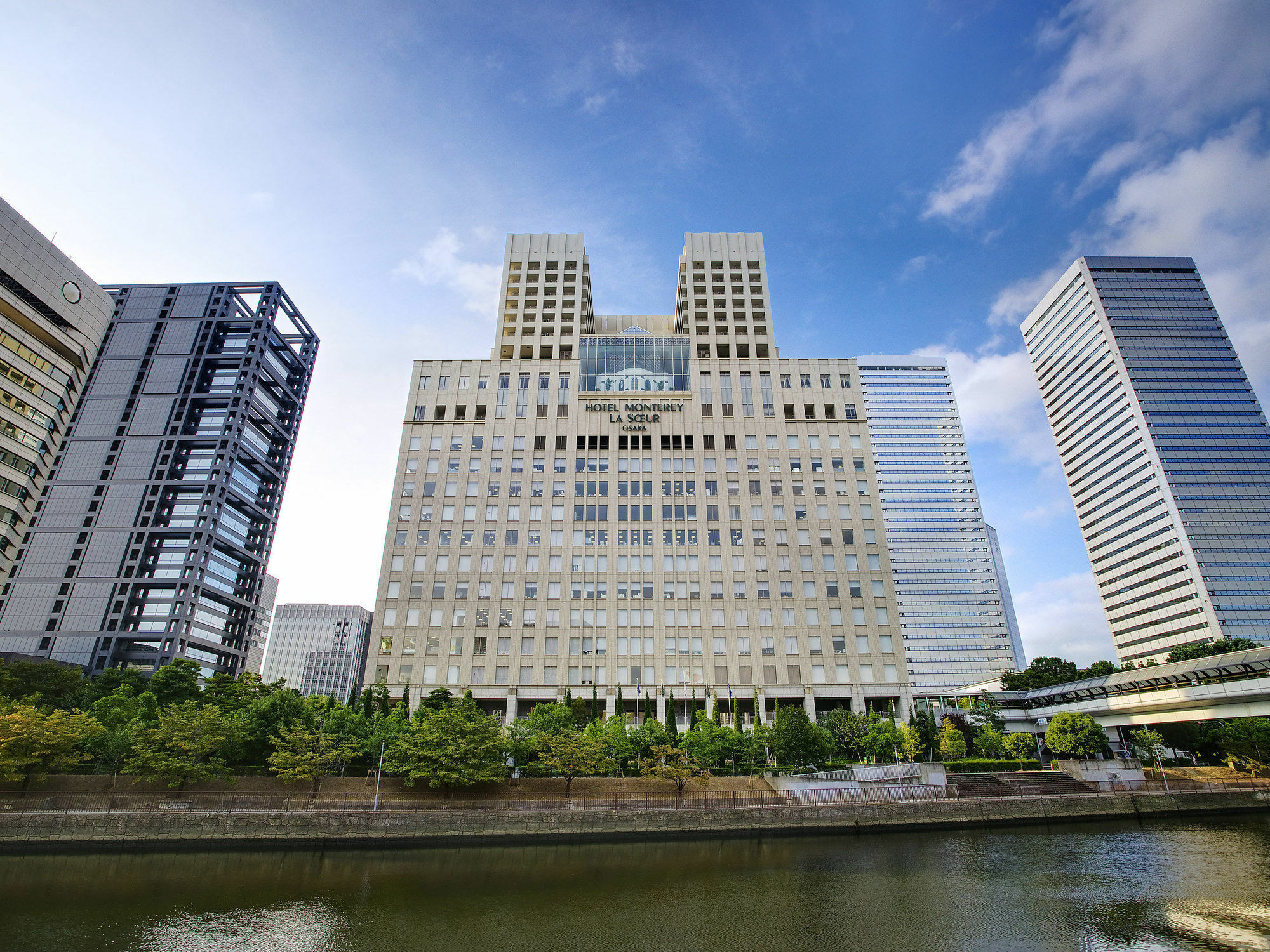 Monterey La Soeur Osaka