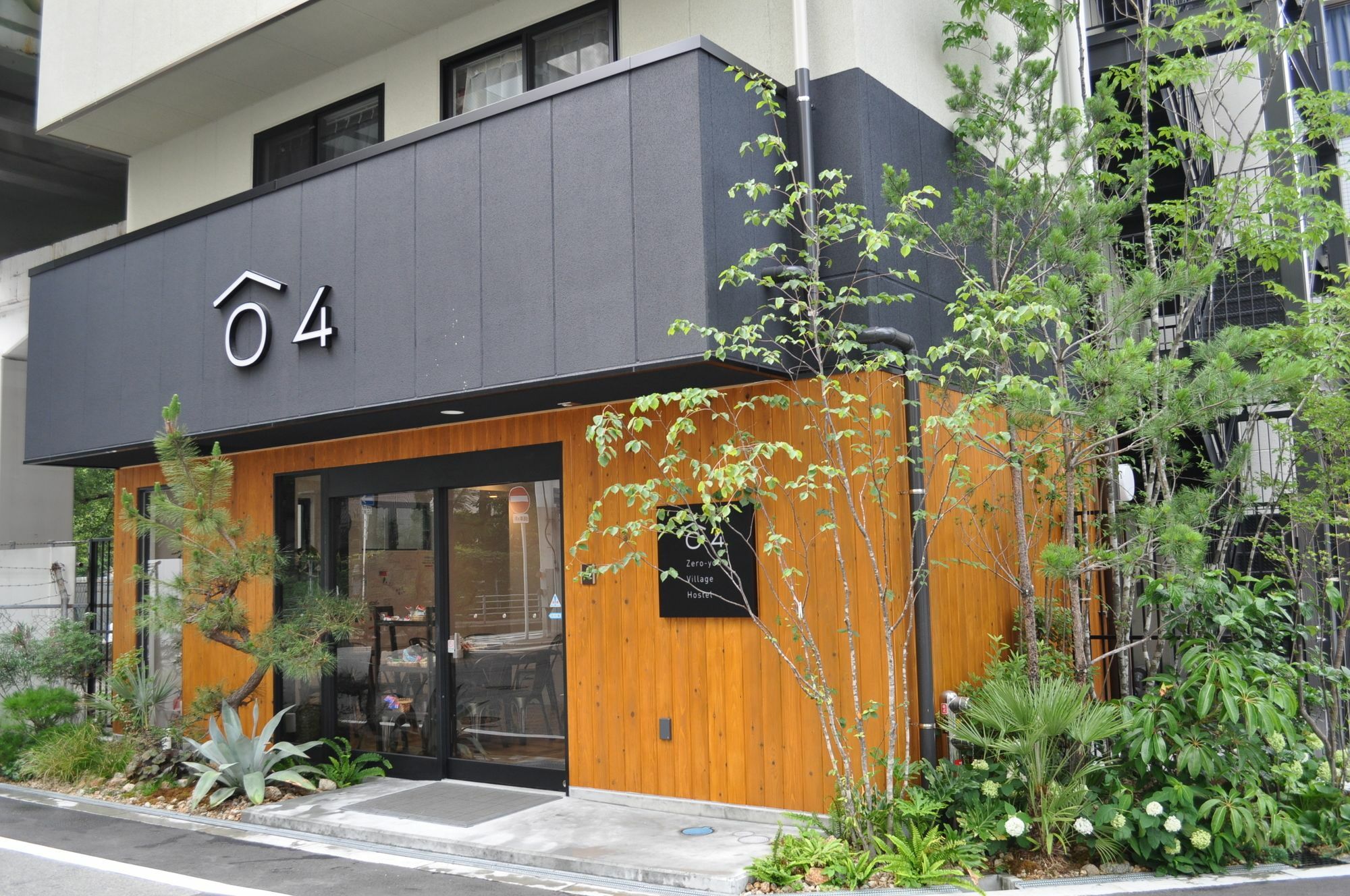 Hostel 04village Namba *