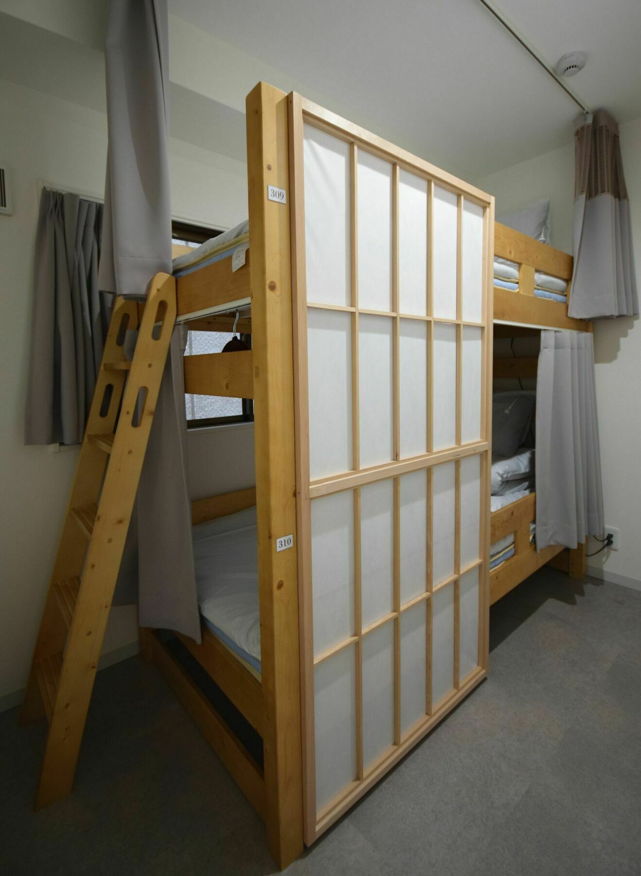 Ya Namba Hostel