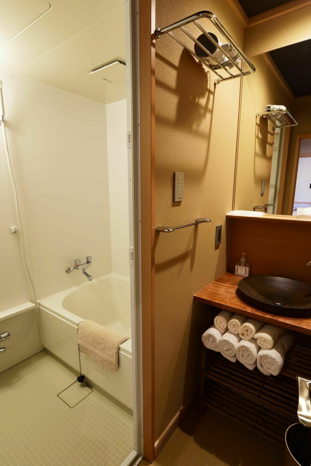Hanare Hotel Osaka