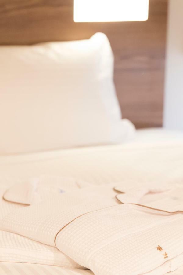 Hotel Toho Namba Motomachi 4*