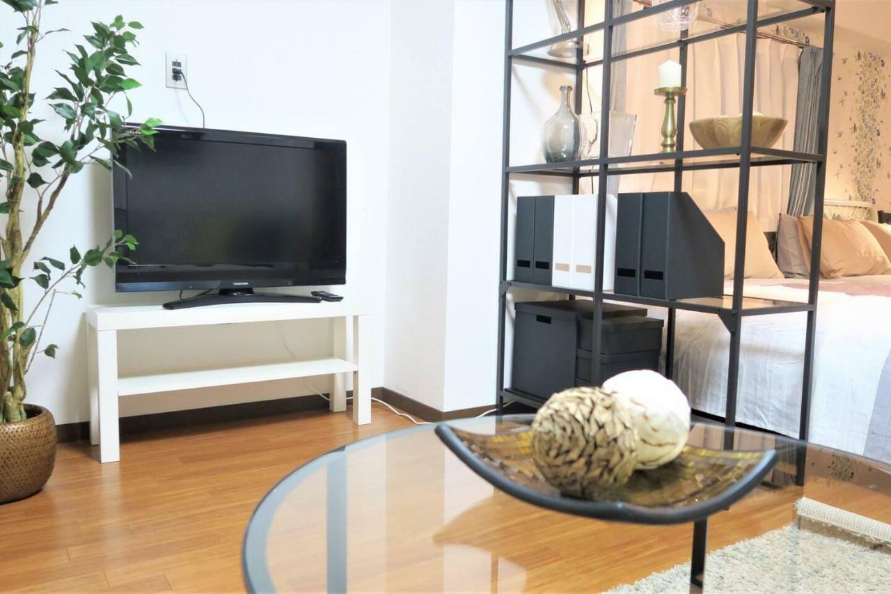 4 Way Access Tanimachi Casa Central