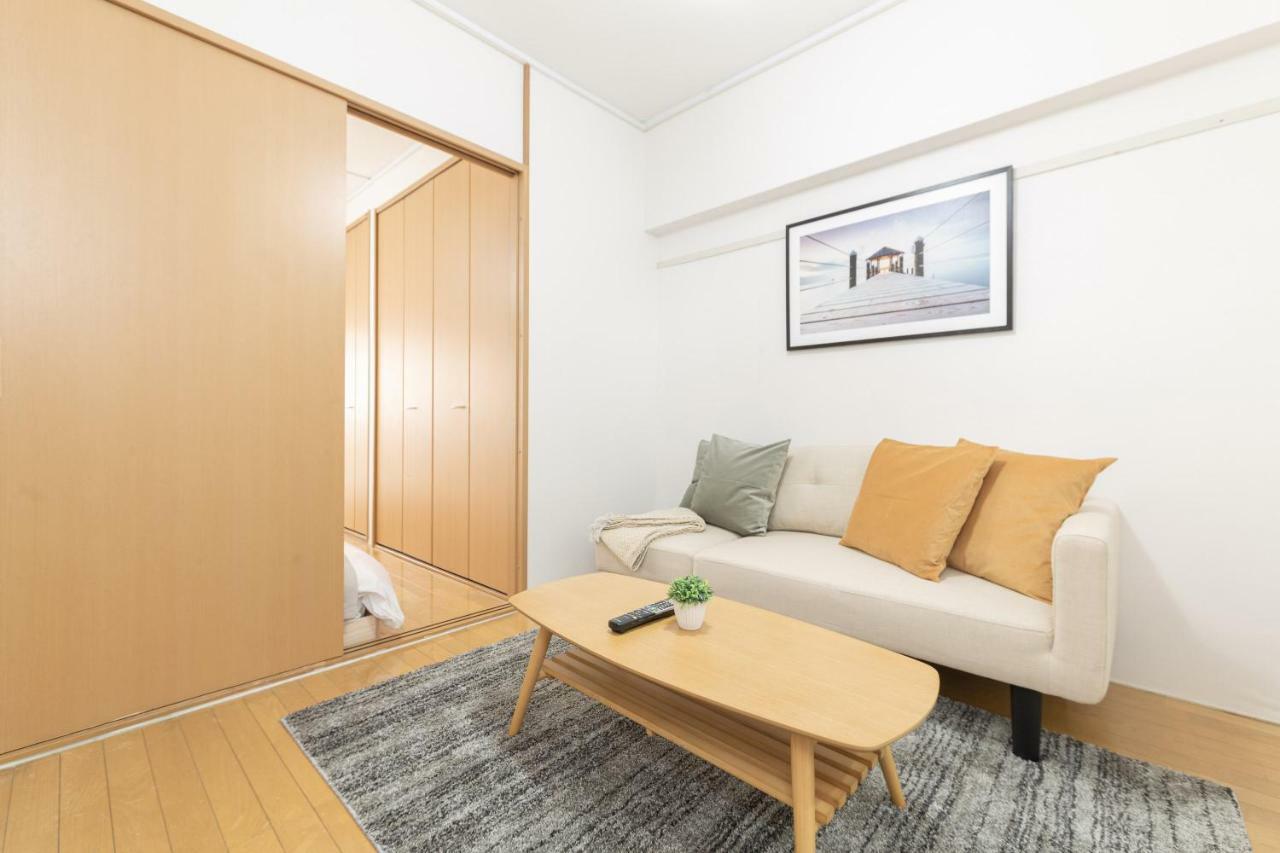 Unhene House Apartment