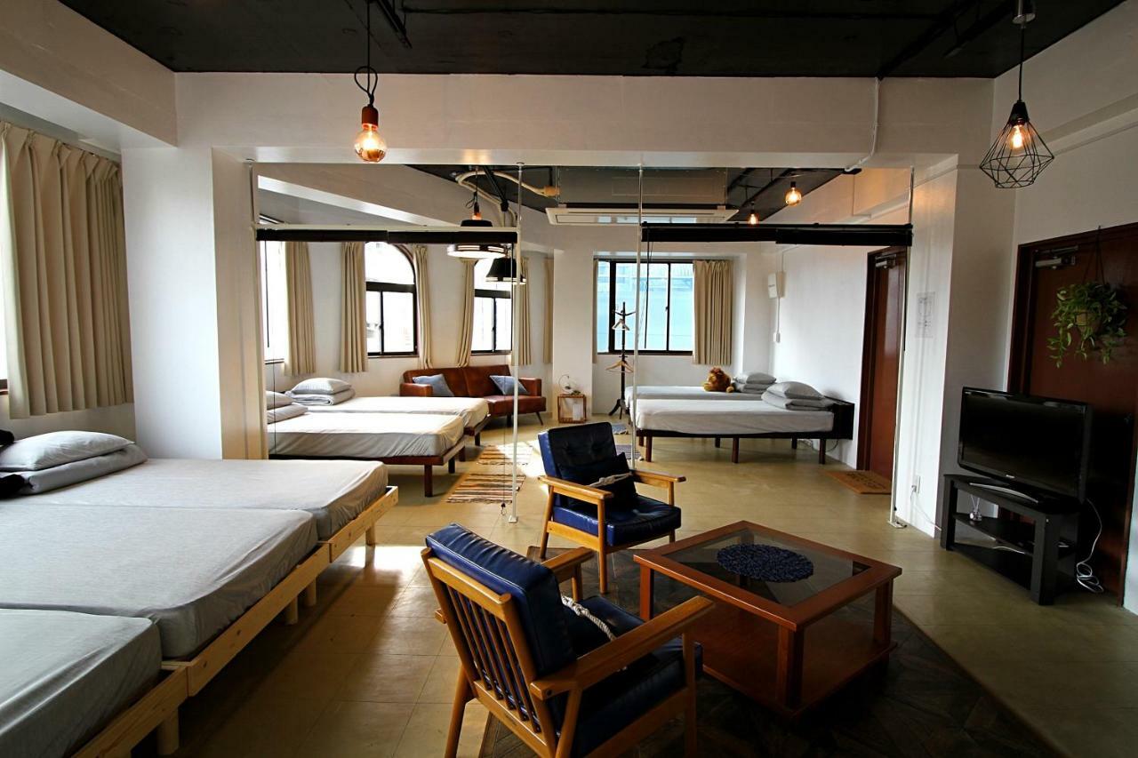 Universal Point House Rico And Bed & Breakfast Osaka