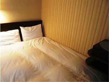 Economy hotel Dormy Shinsaibashi Hot Spring 3*