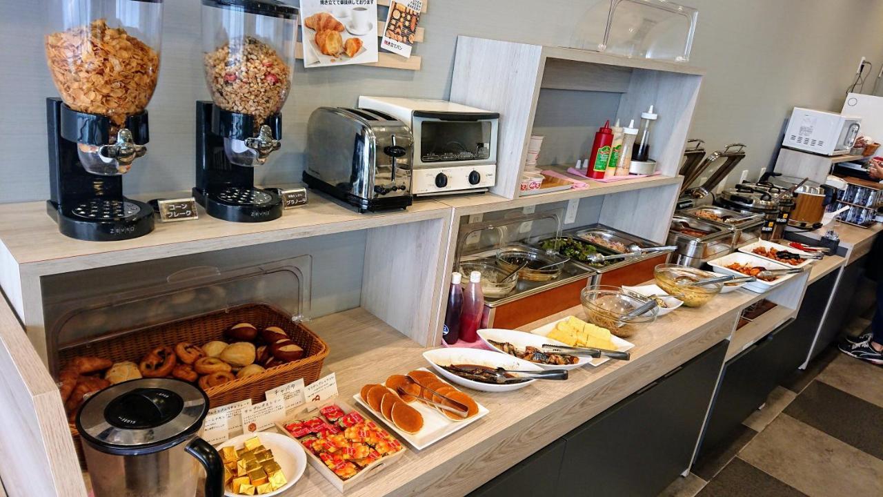 Kuretake Sakaisuji Honmachi Osaka