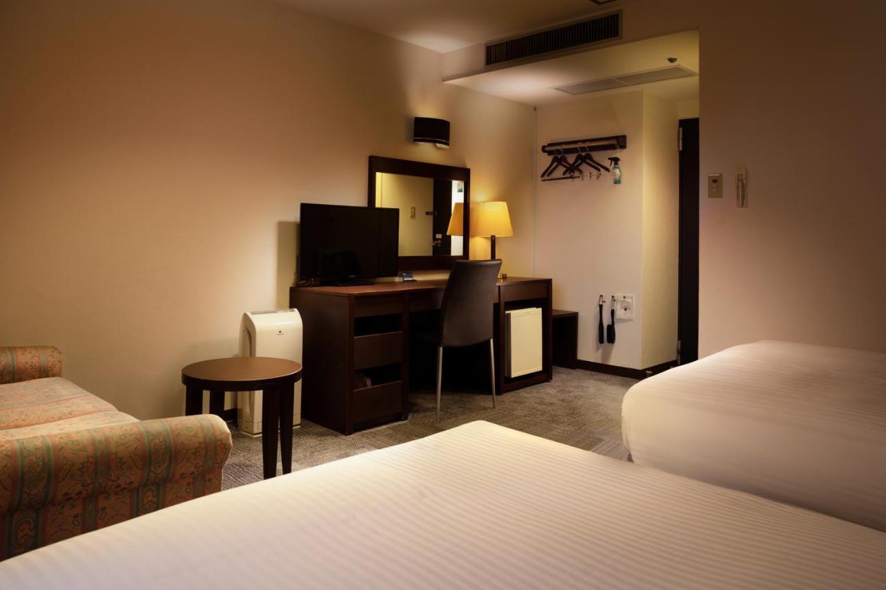 Hotel Kadoma Terminal
