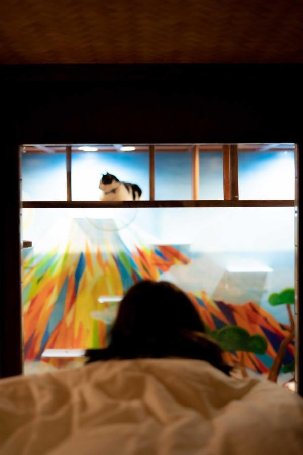 Cat & Cat By Neco Republic Osaka