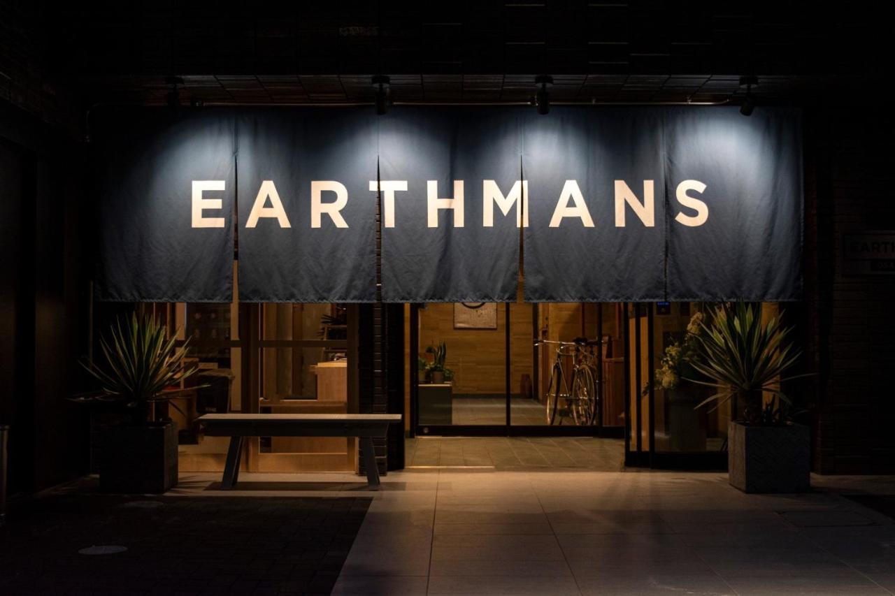 Earthmans Osaka-jo Aparthotel 3*