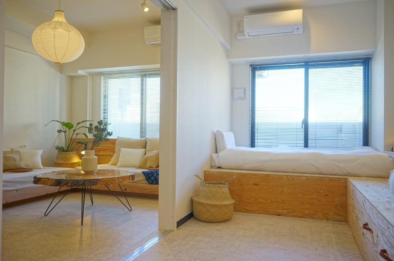 Earthmans Osaka-jo Aparthotel 3*