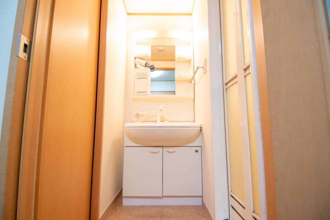 Apartment Mell Theater