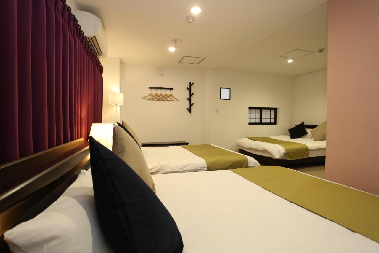 Rozy Namba 3*