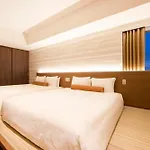 Karaksa Hotel Grande Shin-Osaka Tower