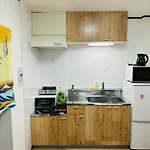 303黒門市場すぐ30秒!道頓堀まで徒歩8分!でんでんタウン徒歩3分!通天閣徒歩9分!観光に最高!