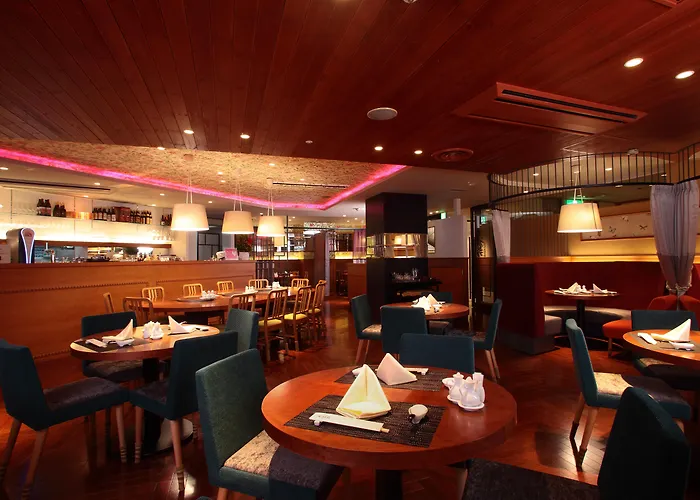 Hotel Plaza Osaka
