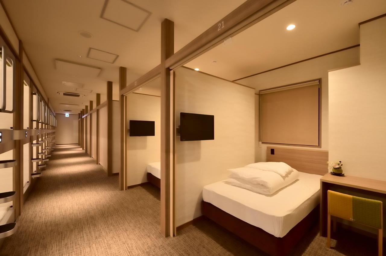 & Capsule J-ship Namba Capsule hotel Osaka